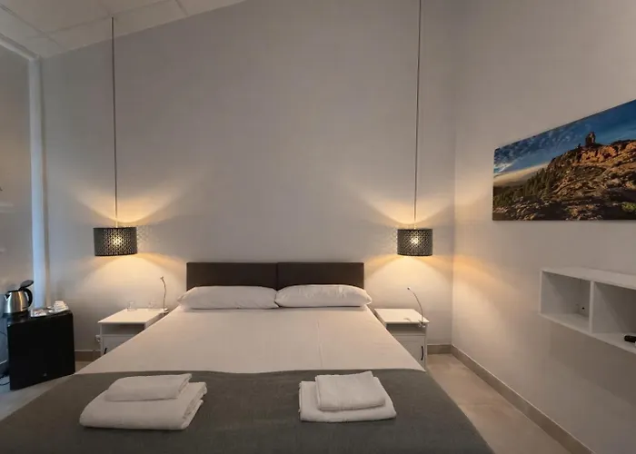 Xabina Hotel